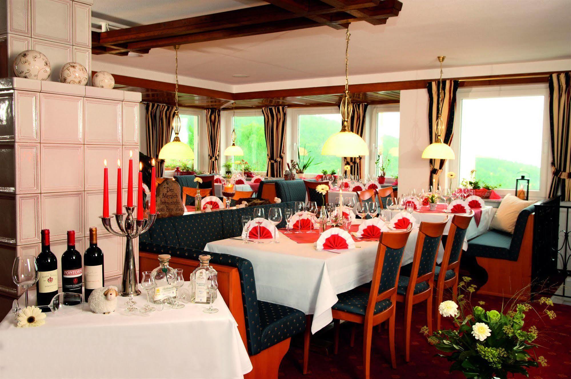 Zum Weissen Lamm Hotel Rothenberg Ngoại thất bức ảnh