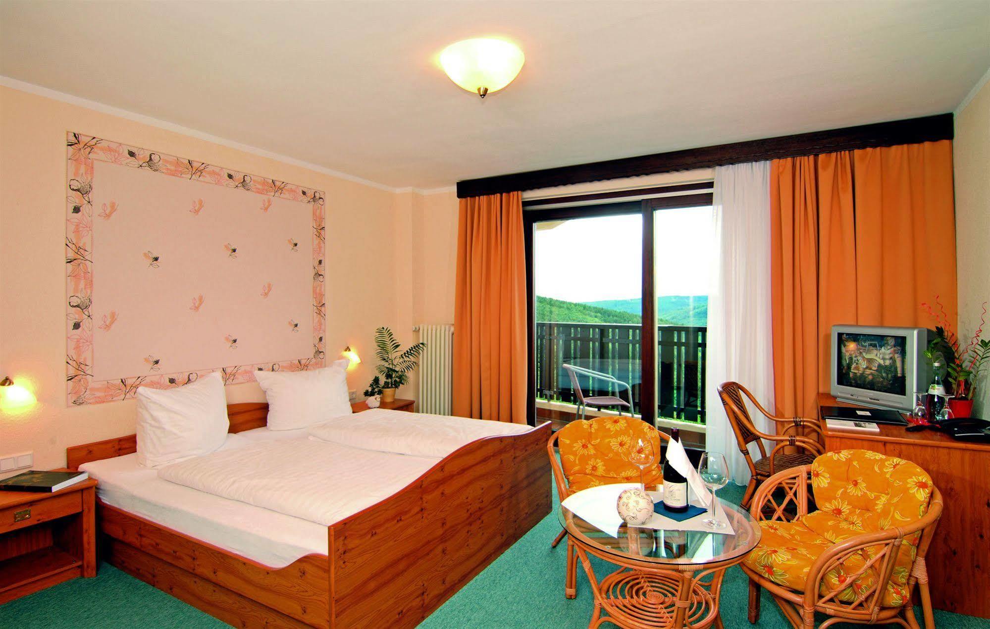 Zum Weissen Lamm Hotel Rothenberg Ngoại thất bức ảnh