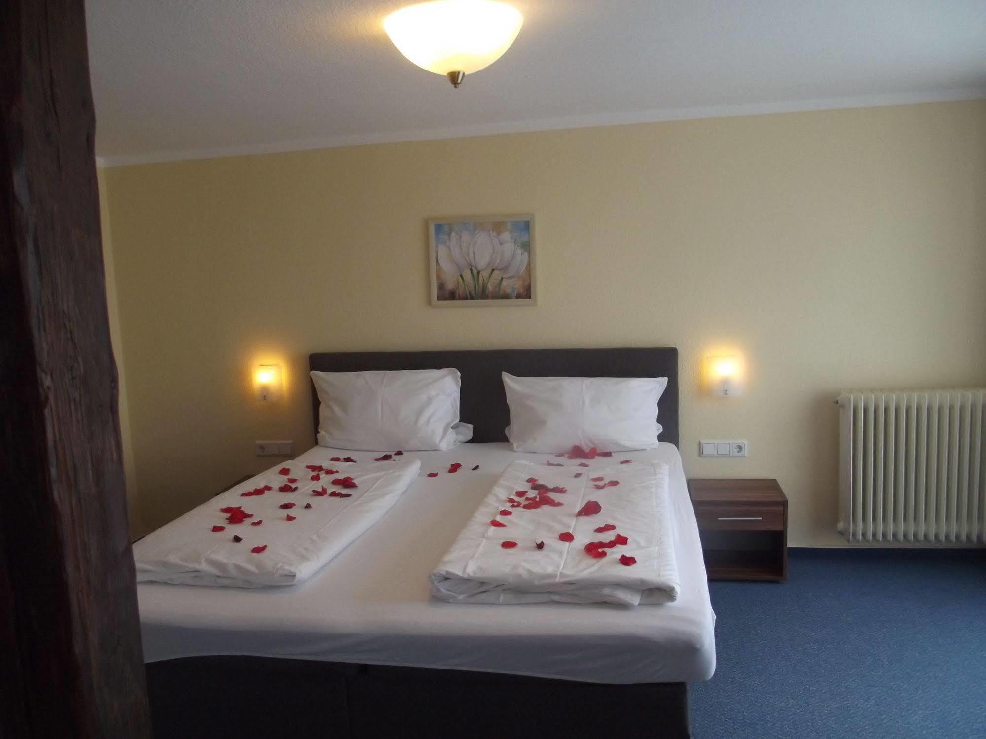 Zum Weissen Lamm Hotel Rothenberg Ngoại thất bức ảnh